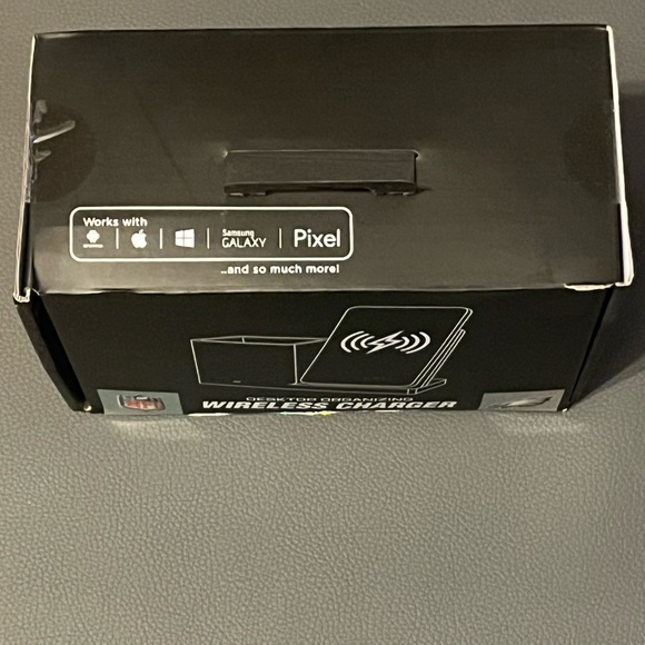 NFL Eagles Black Phone Stand Charger and Holder Cup wireless for iPhone/Android - Picture 2 of 5